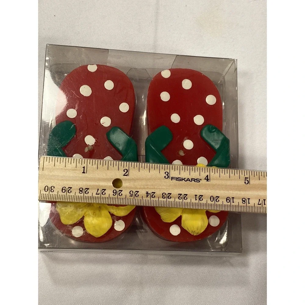 new LE gourment chef RED‎ FLIP FLOP FLOWER FLORAL CANDLES